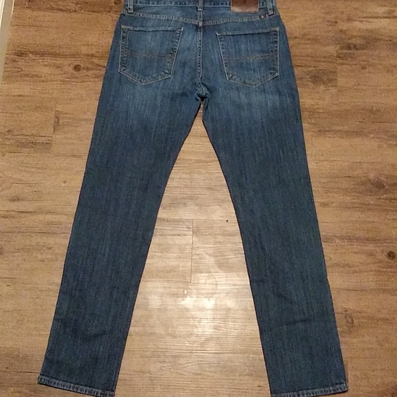 Lucky Brand Blue Jeans, size 31x32 Authentic Skinny. Dark blue PERFECT CONDITION - Picture 4 of 6